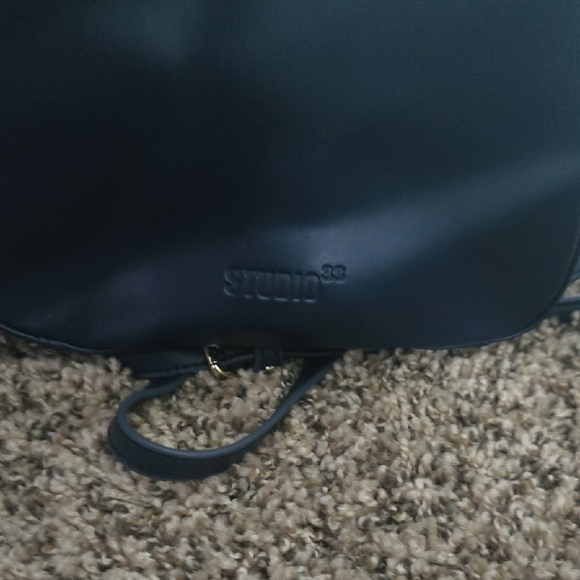 Studio 33 Navy Blue Crossbody Bag W/ Pearl & Floral Accents (NWOT)๐๐ค๐ - Picture 9 of 9